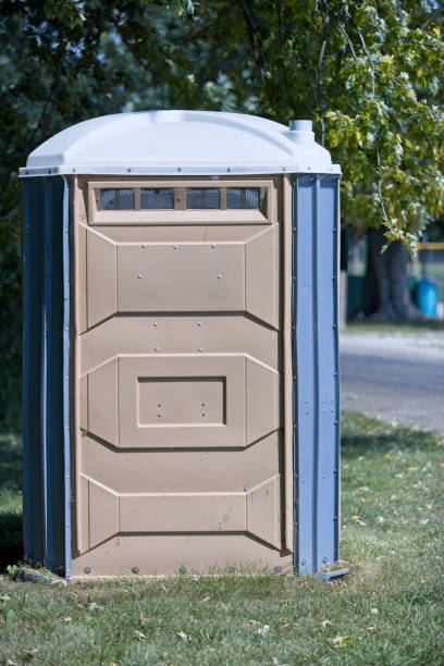 Portable Toilet Options We Offer in Riverside, MO